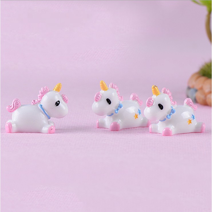 Mô hình ngựa kỳ lân unicorn bờm hồng cho các bạn làm trang trí tiểu cảnh, terrarium, DIY