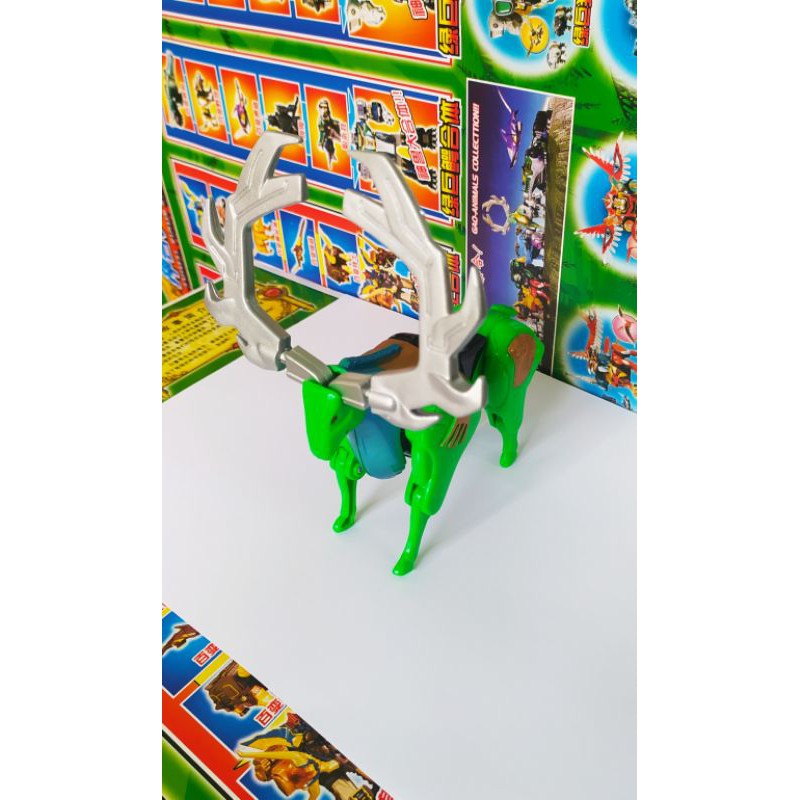 Siêu nhân gao nai sừng bạc