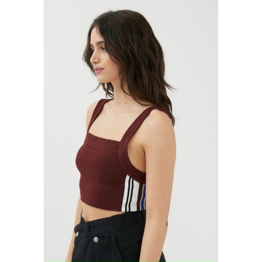 CROP BDG sọc hông bigsize [virusplussize] ảnh chụp tại shop