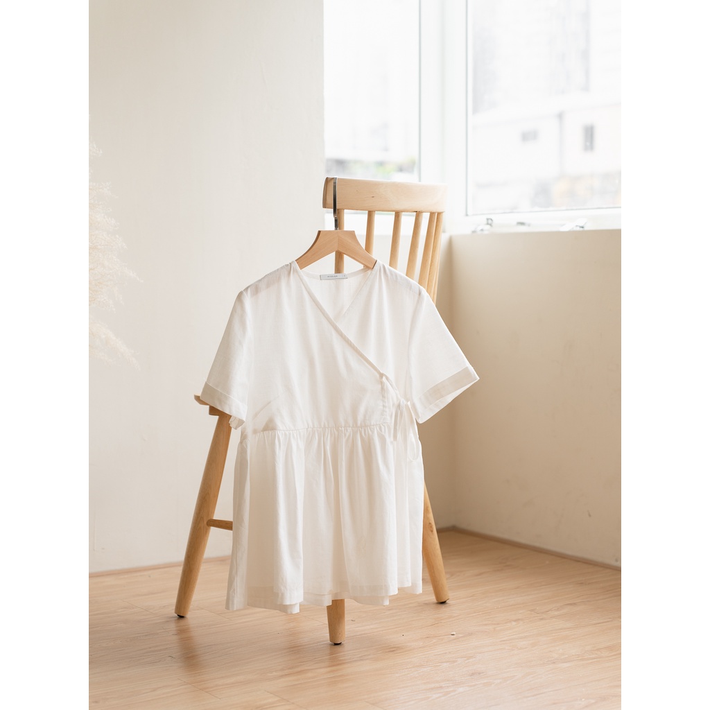 Áo babydoll trắng ngắn tay dáng kimono MADELEN