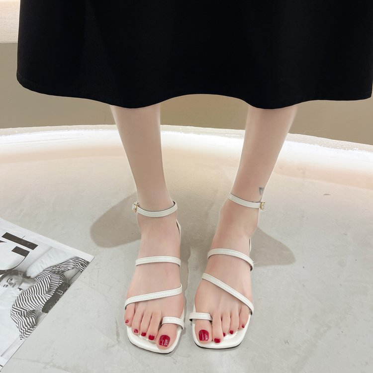 [ Mã 66CBSALE giảm 30K đơn 200K] Giày Xăng Đan Nữ Xỏ Ngón Đế Bệt Thời Trang | BigBuy360 - bigbuy360.vn