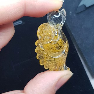 Vòng cổ cửu vỹ hồ ly đuôi vũ ôm hoa màu vàng 14 size 3.5cm