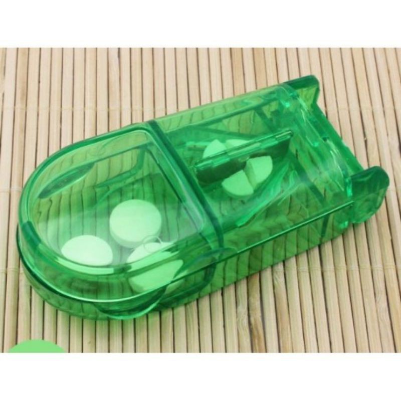 Dụng cụ cắt thuốc viên