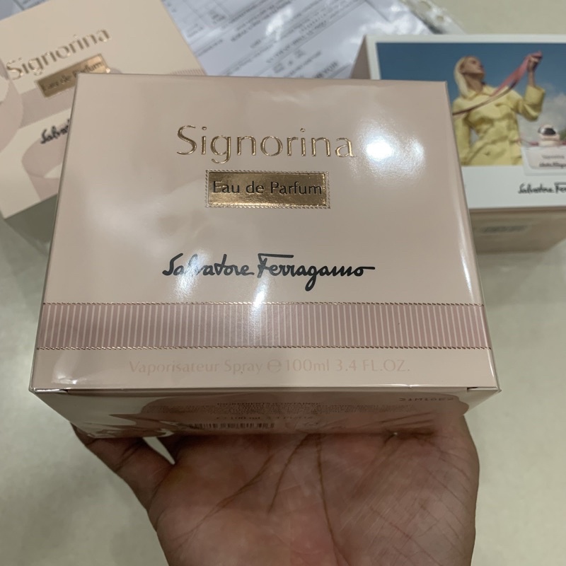 Nước hoa Salvatore Ferragamo Signorina EDP sp. 100ml FGM18252