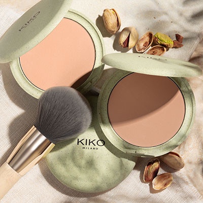 Phấn phủ kiko 97% thành phần có nguồn gốc từ nguyên liệu có nguồn gốc tự nhiên Kiko Green Me Face Powder - Edition 2022