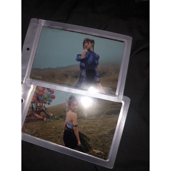 Poscard set queendom Red velvet