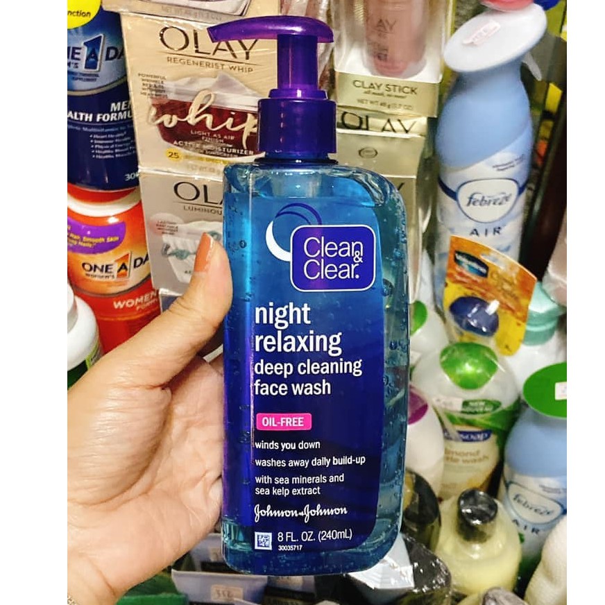 Sữa rửa mặt Clean & Clear Night Relaxing Deep Cleaning Face Wash xanh dương 240ml