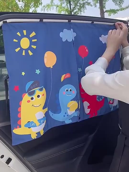 Rèm cửa sổ xe hơi 2 lớp chống muỗi