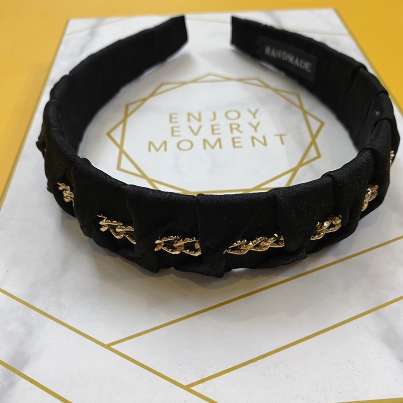 Bờm tóc các loại chất dạ, da