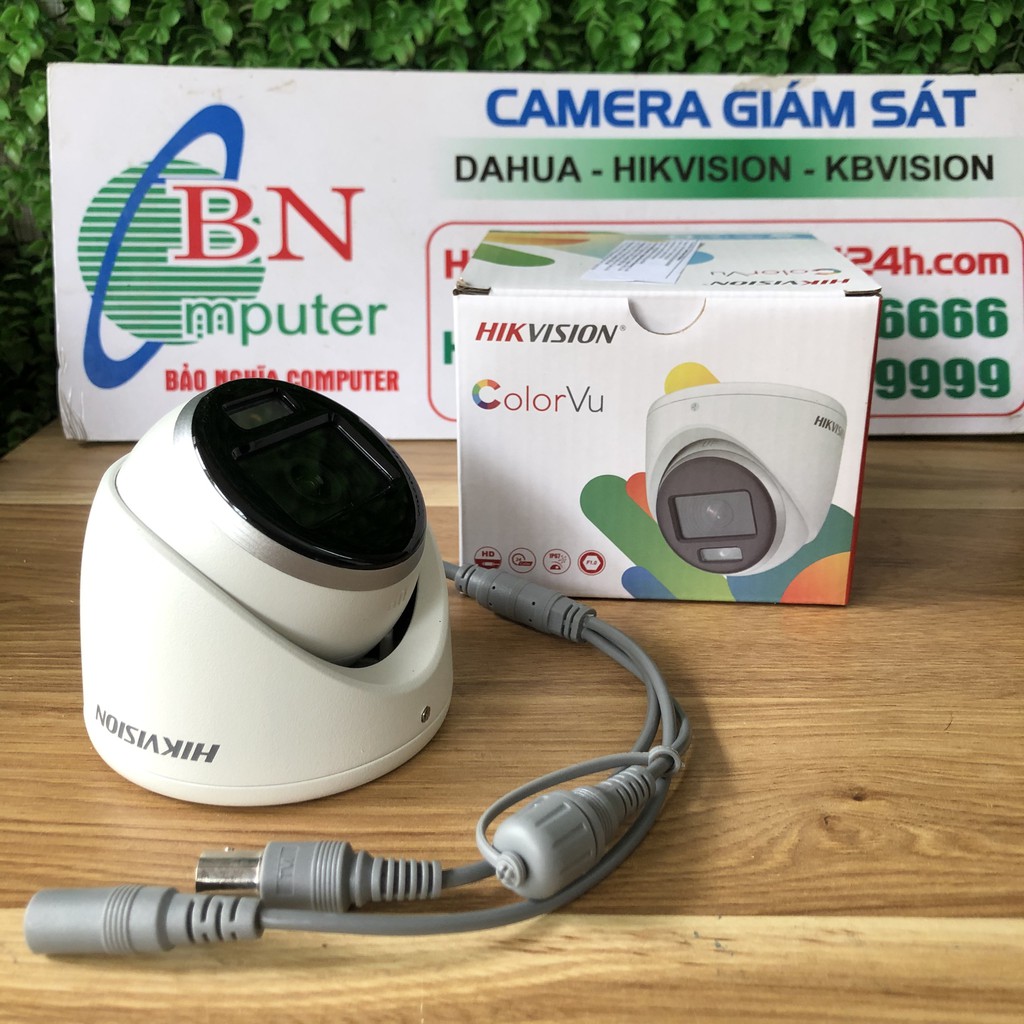 Camera Hikvision có màu ban đêm DS-2CE70DF0T-MF 2.0 Megapixel.