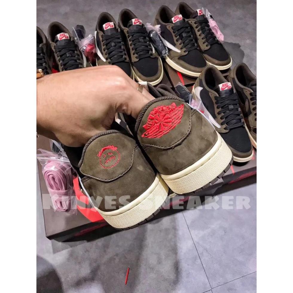 Giày Air Jordan 1 Retro Low x Travis Scott