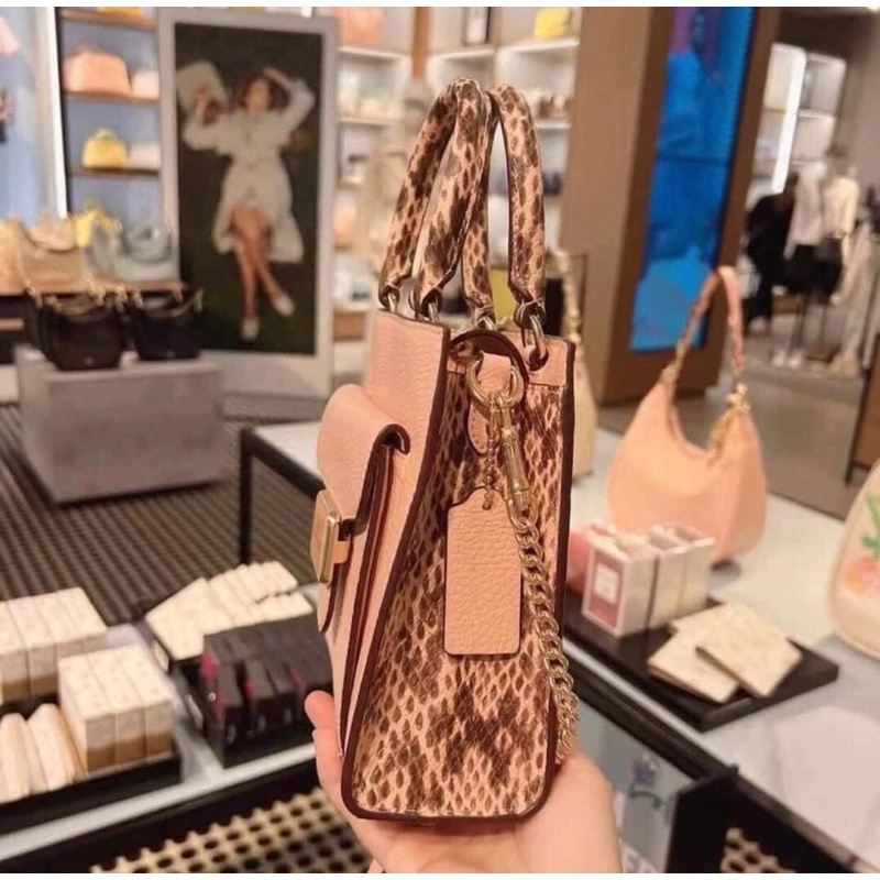 Túi Coach auth sale