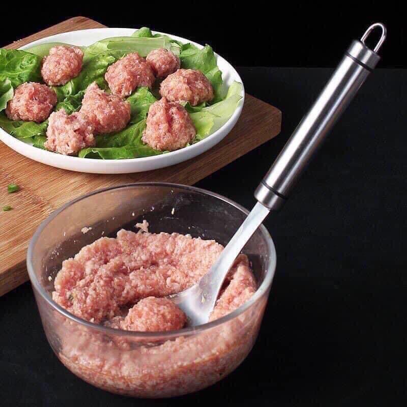 Muôi Nặn Thịt Viên nặn mọc , chả cá inox vô cùng tiện lợi