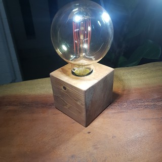 ĐÈN TRANG TRÍ EDISON RETRO CUBE W09