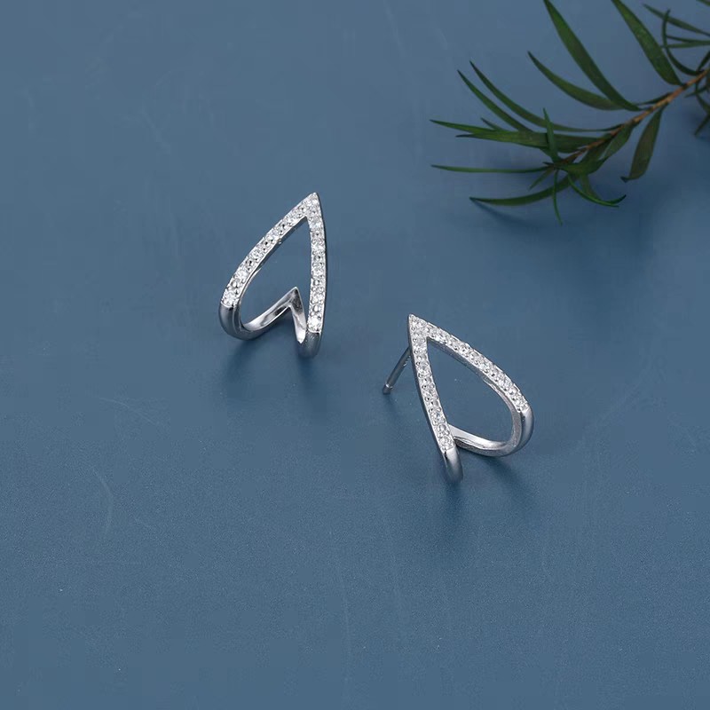 Bông tai bạc nạm đá trái tim DaLiA Jewelry khuyên tai bạc ý 925