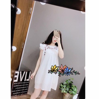 Freesize dress hoa nhí thêu gia 150k
