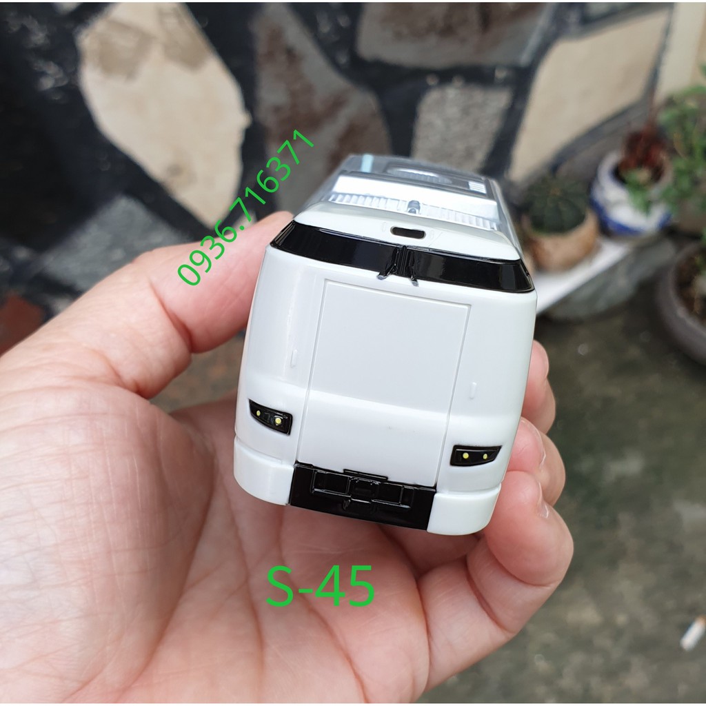 Mô hình tàu hỏa chạy pin Takara tomy S-45 có móc nối nam châm
