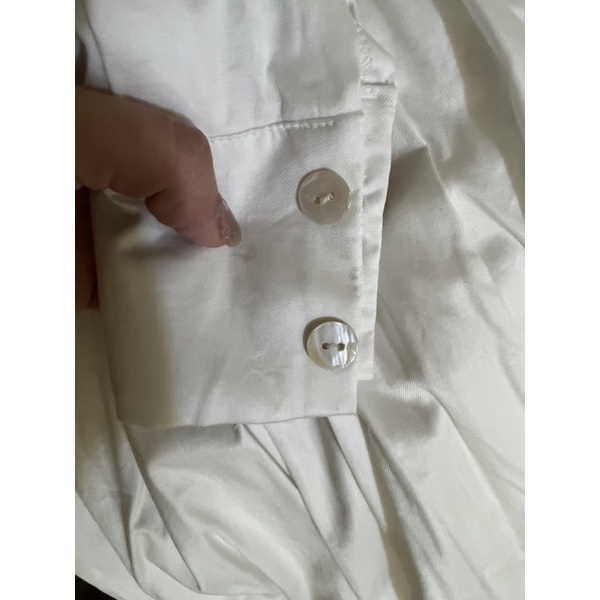 Đầm trắng thiết kế