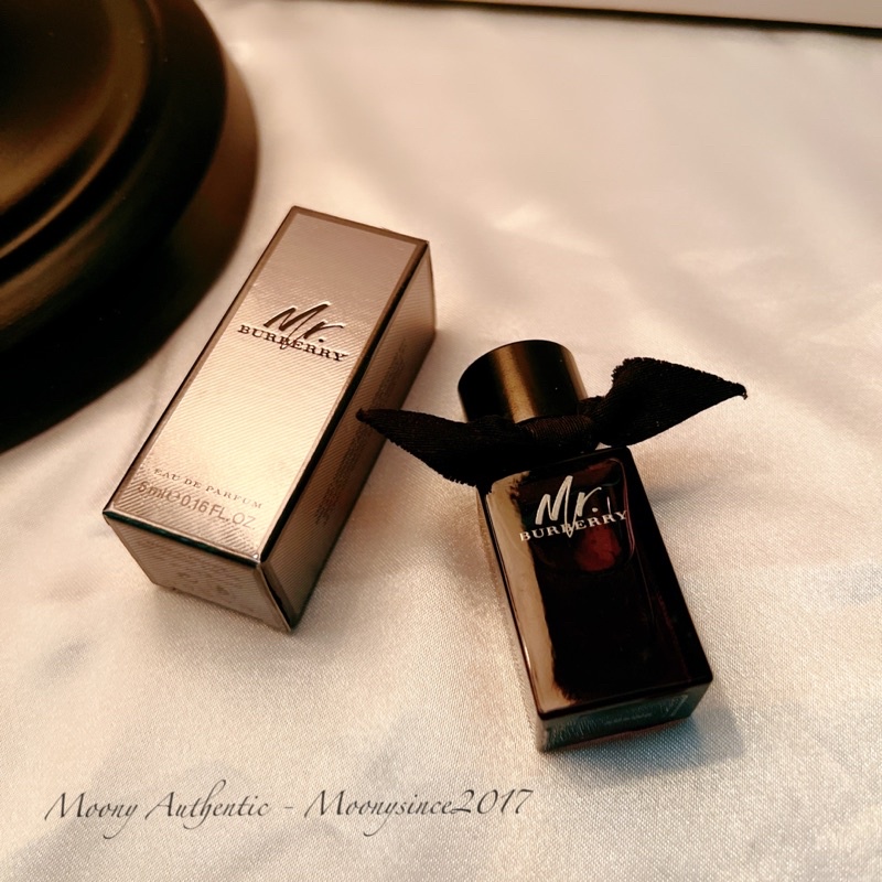Mini Set Nước hoa Mr. Burberry 5ml &amp; Vòng tay