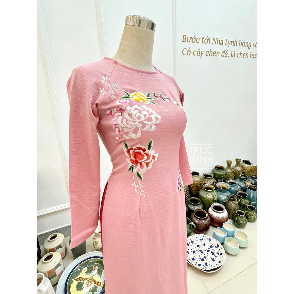 Áo dài thêu hoa cúc, áo dài cưới màu hồng - trắng hoa đỏ