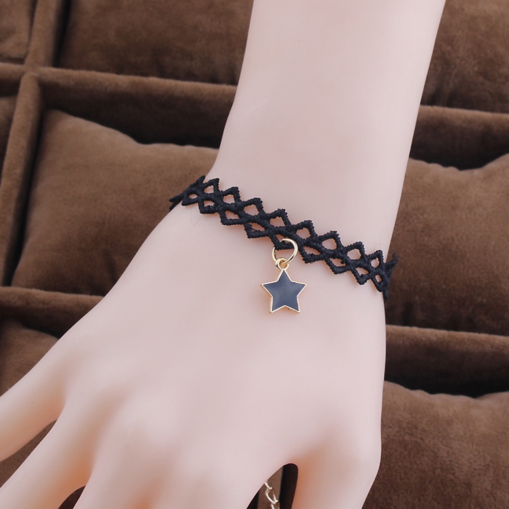 Vòng Tay Phối Ren Mặt Ngôi Sao Phong Cách Gothic Cho Nữ