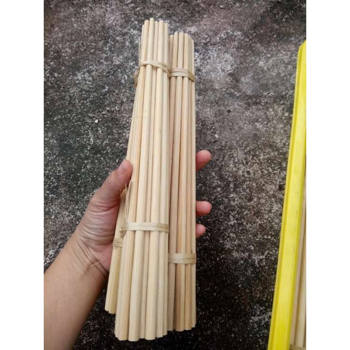 Bộ 10 đôi đũa tre Việt vót tay ở làng Vác làm từ tre già
