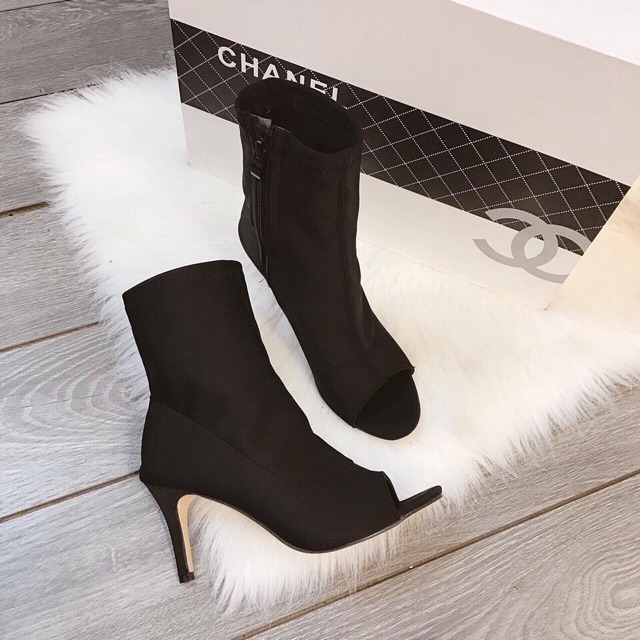 BOOT HỞ MŨI GÓT 7p  ÔM CHÂN TÔN DÁNG