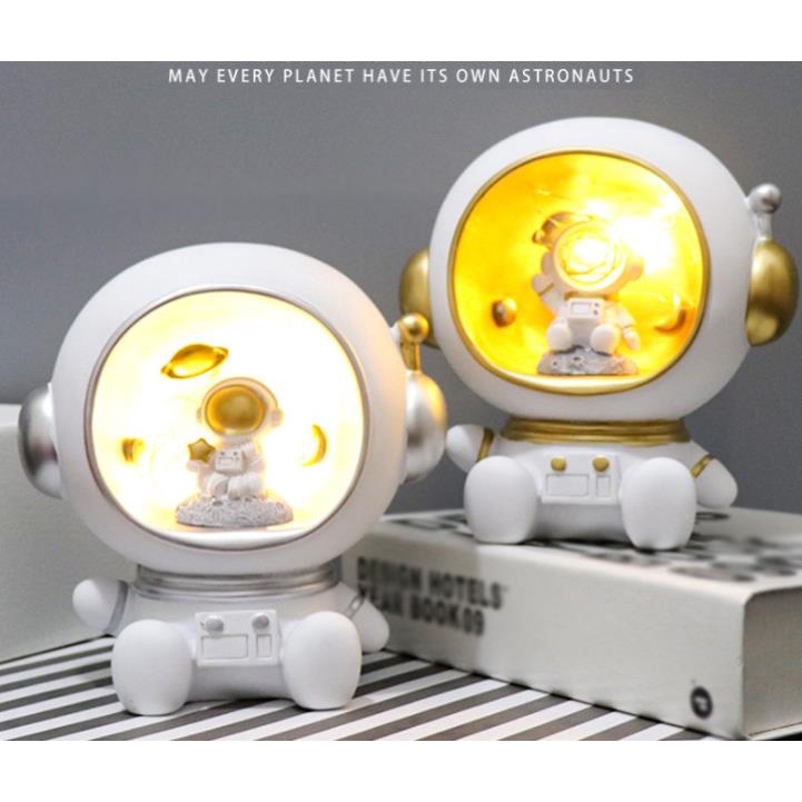 Đèn Led Phi Hành Gia Trang Trí Bàn Phòng Ngủ Phòng Khách Phòng Làm Việc