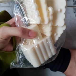 Khuôn làm bánh trung thu