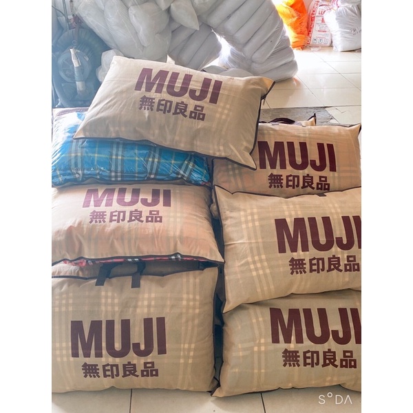 đệm ngủ đa năng muji