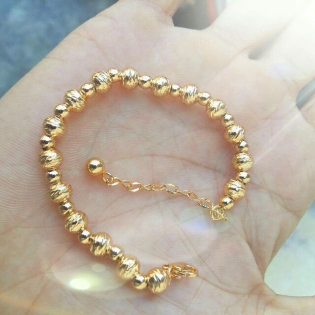 Lắc Tay Bi Titanium