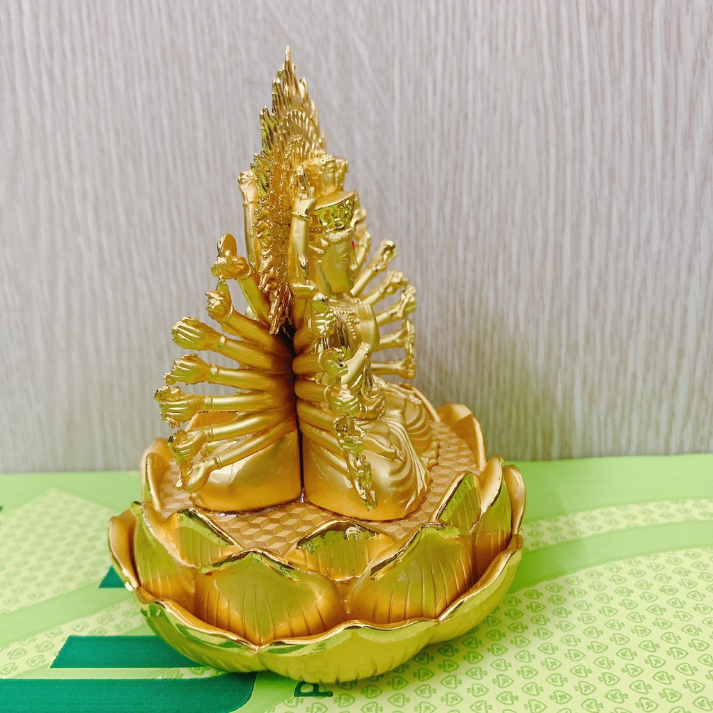 Tượng phật quan âm nghìn tay trang trí ô tô