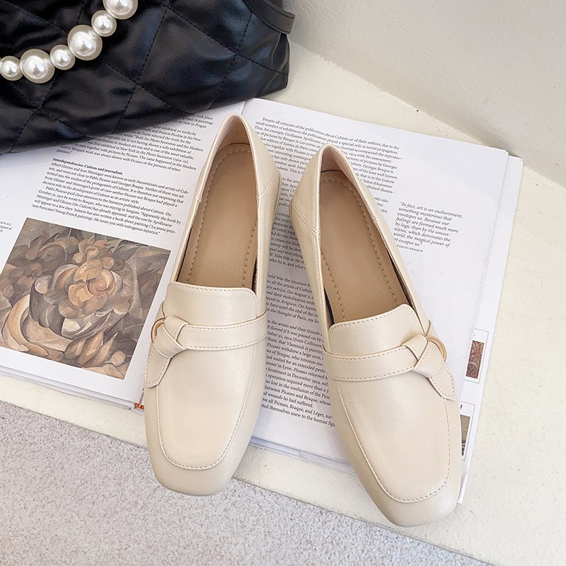 Giày mọi dẫm gót công sở loafer đế thấp trơn viền da lì