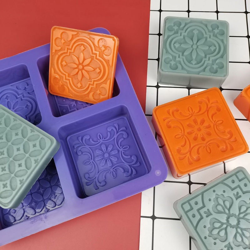 Khuôn Silicone Tạo Hình Làm Xà Phòng 4 Ngăn Hình Vuông