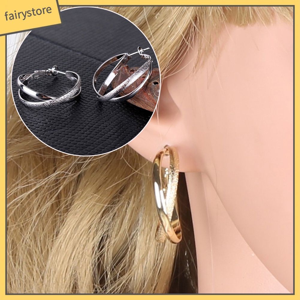 Bông tai tròn kiểu dáng cổ điển cho nữ