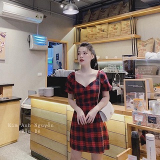 Váy kẻ vintage