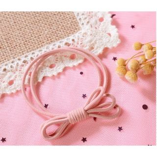 CỘT TÓC ĐƠN GIẢN DỄ THƯƠNG.