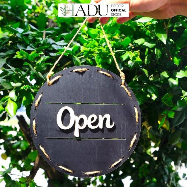 Bảng gỗ 2 mặt Open & Closed khắc laser chữ nổi treo cửa trang trí OC02 - HaduDecor