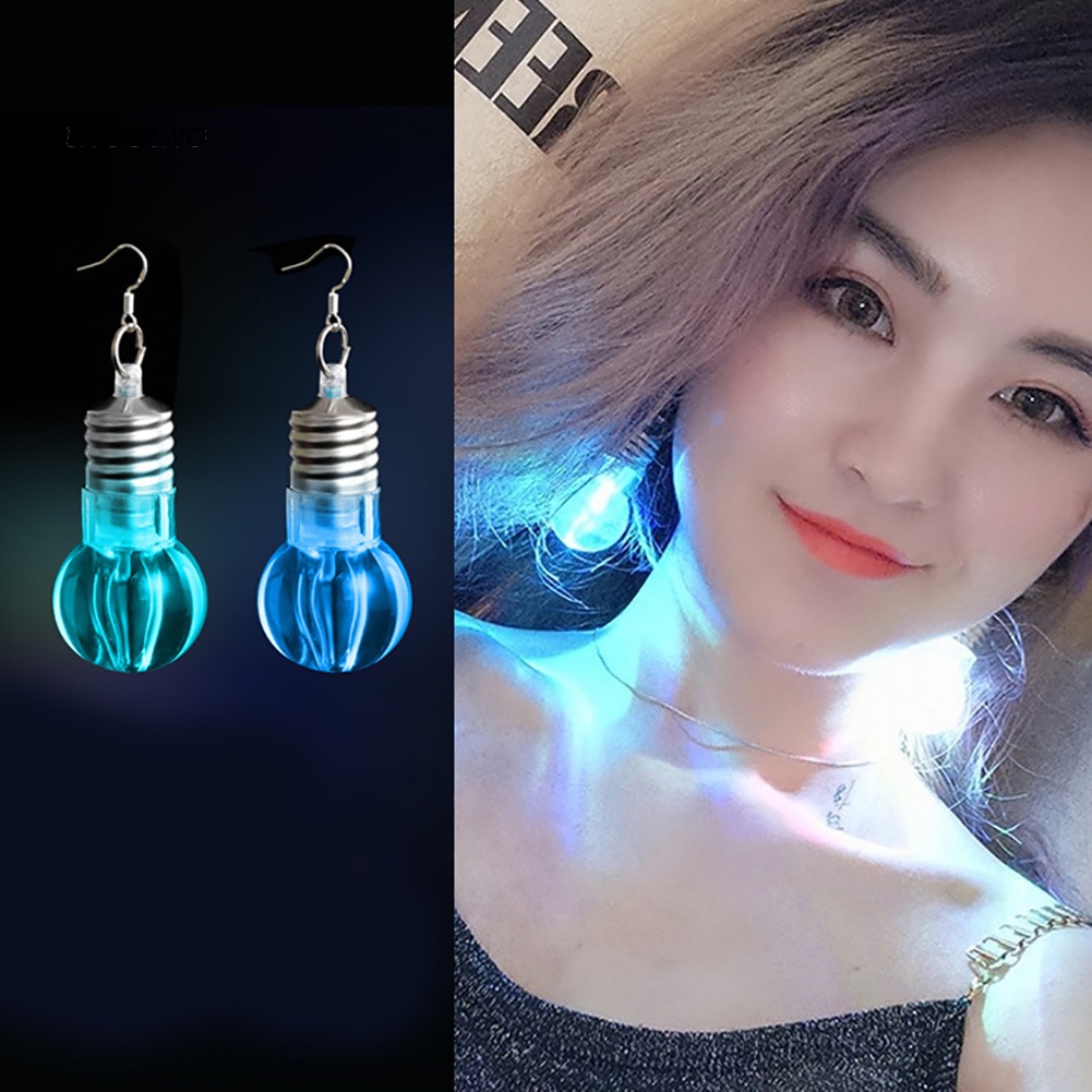 Bông tai mạ bạc hình bóng đèn LED độc đáo