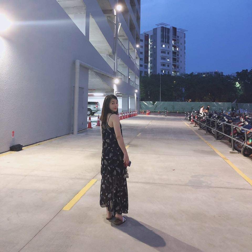 Đầm maxi voan 2 dây chéo lưng cực xinh chỉ 285k | BigBuy360 - bigbuy360.vn