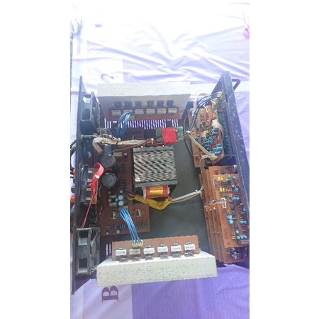 Âm ly nghe nhạc nội địa 4/8/12 sò đã dọn lại