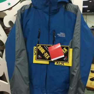 Áo gió 2 lớp tnf
