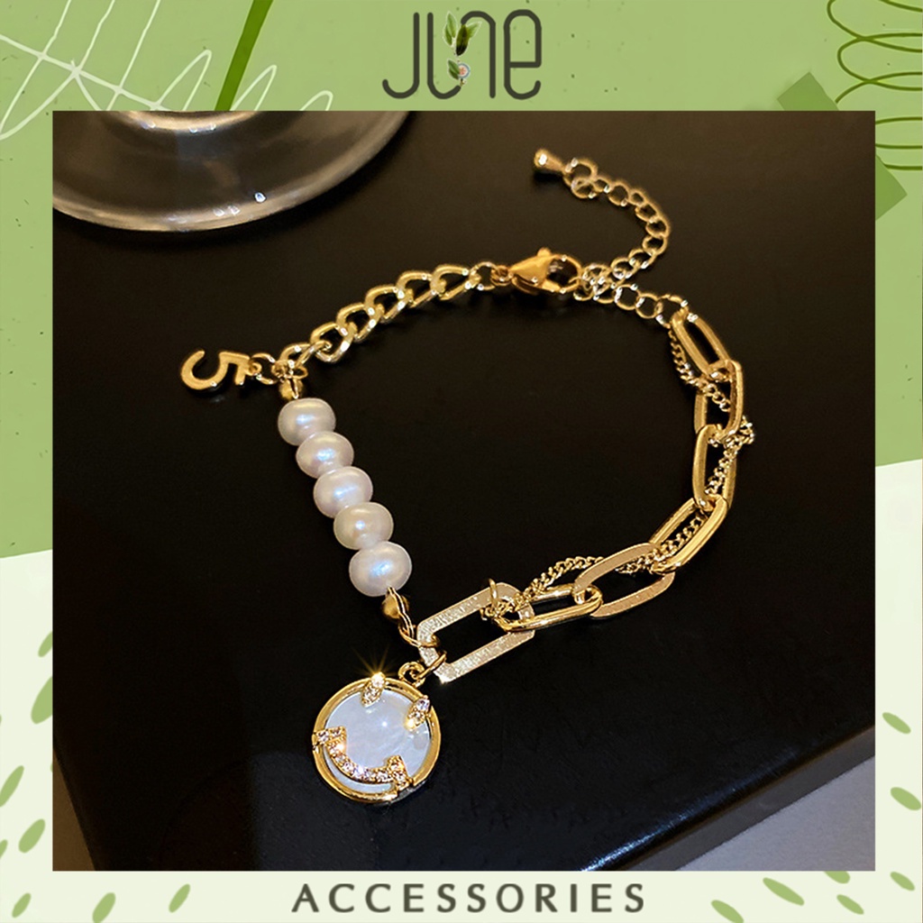 Vòng tay titan nữ mặt cười mix hạt trai méo số 5 phong cách vintage không đen gỉ June accessories
