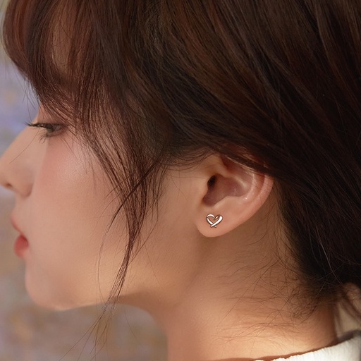 Khuyên tai Bạc / Bông tai Bạc trái tim đan chéo nữ -𝑨̉𝒏𝒉 +𝑽𝒊𝒅𝒆𝒐 𝒕𝒉𝒂̣̂𝒕-HÀNG CÓ SẴN- Cam kết CHUẨN BẠC 925 _ TUNA SHOP
