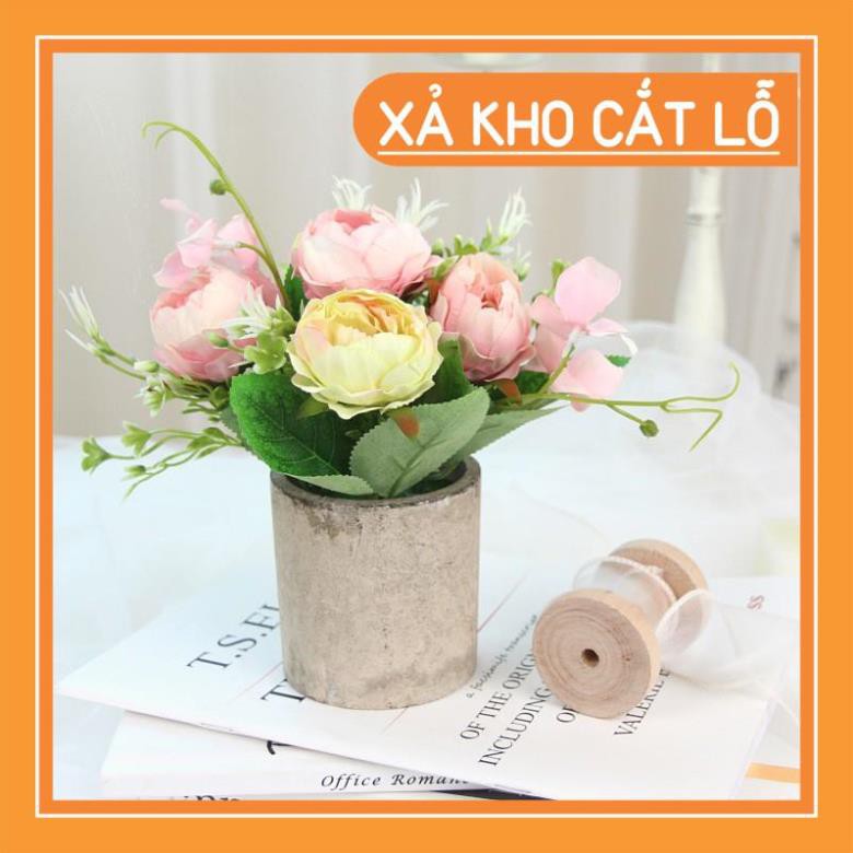 Hoa giả trang trí để bàn đẹp KHALIK - chậu hoa bằng gỗ phong cách cổ điển - HF013