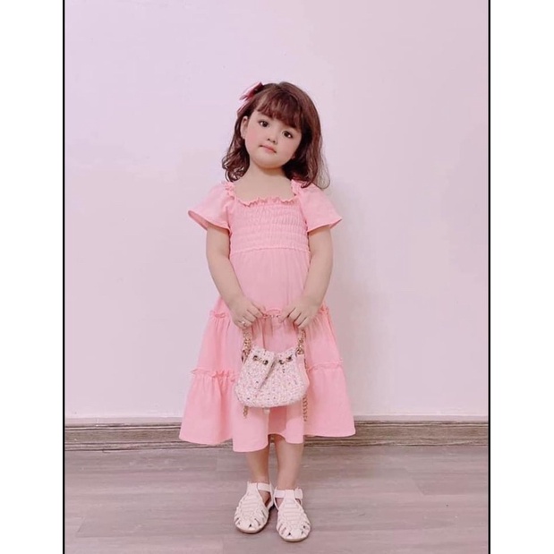 Váy smock cổ xinh cho bé sale.