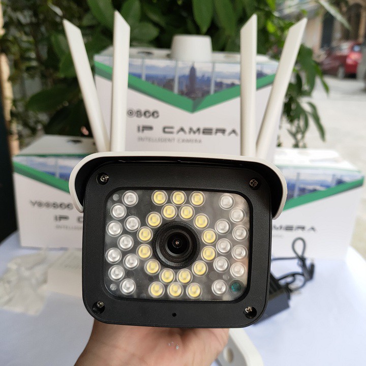 Camera yoosee ngoài trời thân 4 râu 36led xoay 360 độ, đàm thoại 2 chiều, chịu nắng mưa, có màu ban đêm