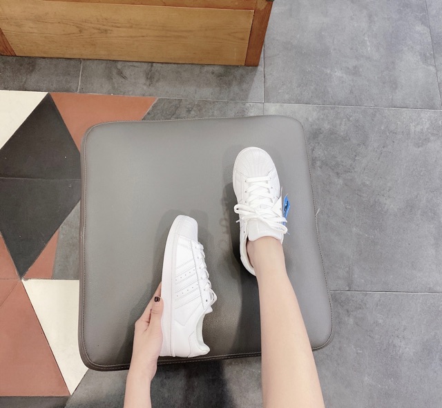 Giày thể thao xò