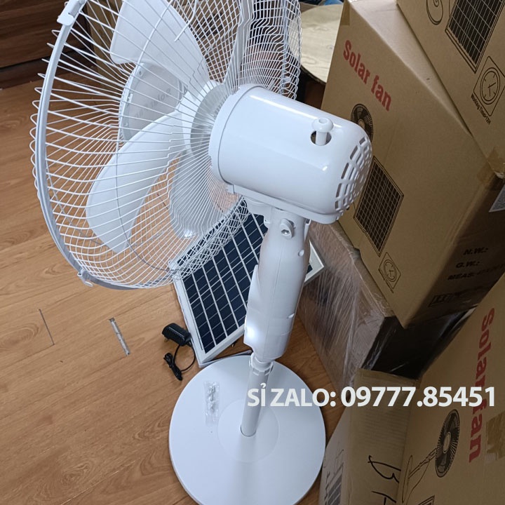 Quạt năng lượng mặt trời 198F - Không lo mất điện ngày hè oi bức
