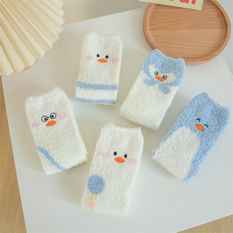 Tất Vớ Ngủ Len Hình Hoạt Hình Dễ Thương Nữ Giữ Ấm Chân Du Lịch Mùa Đông Trời Lạnh